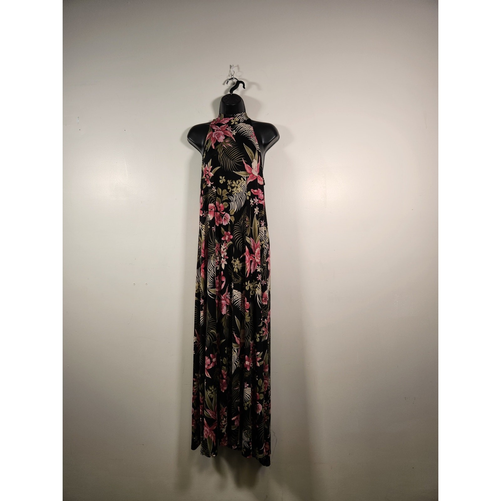 BLOOMS IN THE CITY Sleeveless Halter Maxi Dress Womens L Black Red Floral Lilies