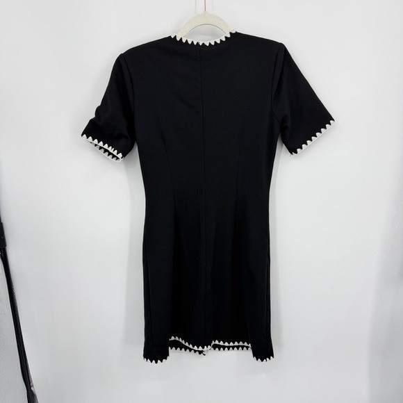 NWT Alexia admor Jaiya Short Sleeve Button Front Dress black sz 4