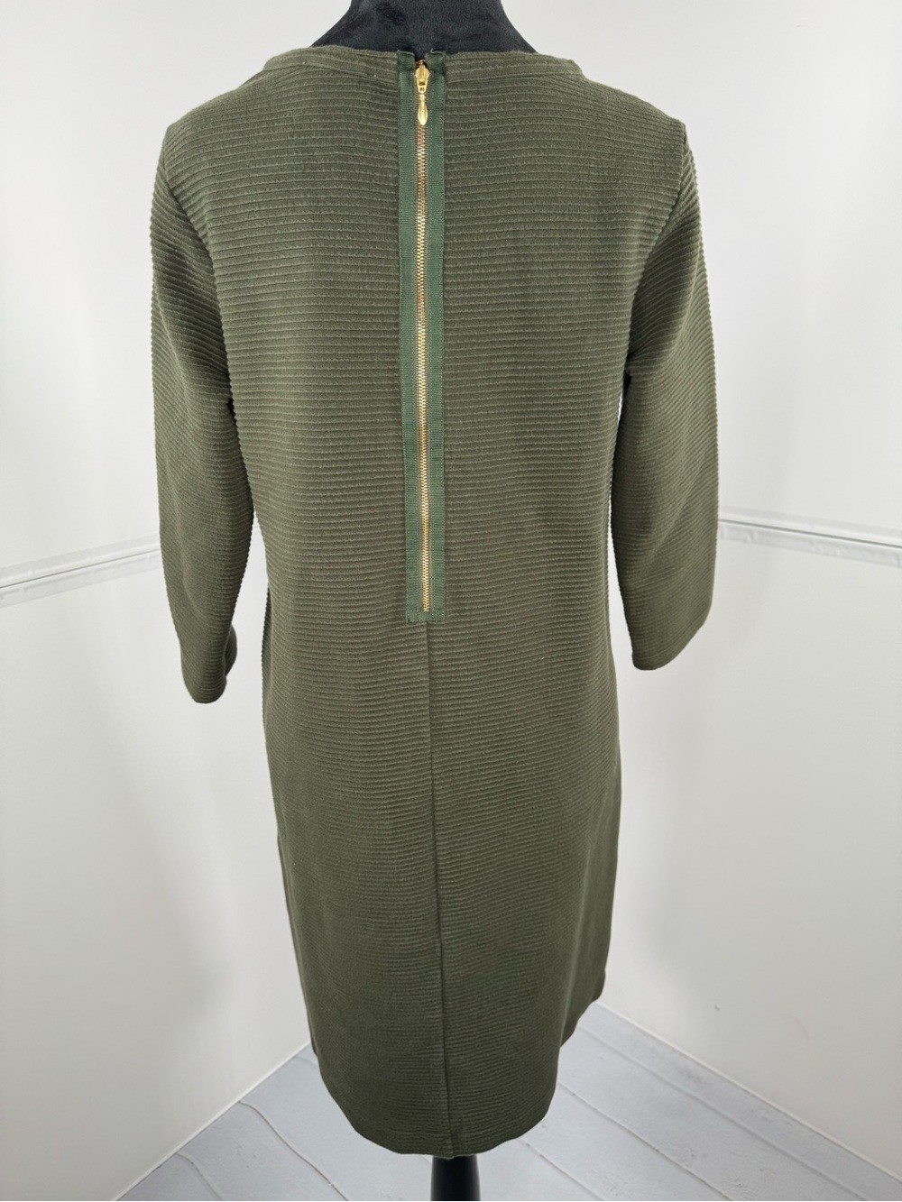 Vineyard Vines Olive Textured Knit Shift Dress Gold Back Zipper Size Small