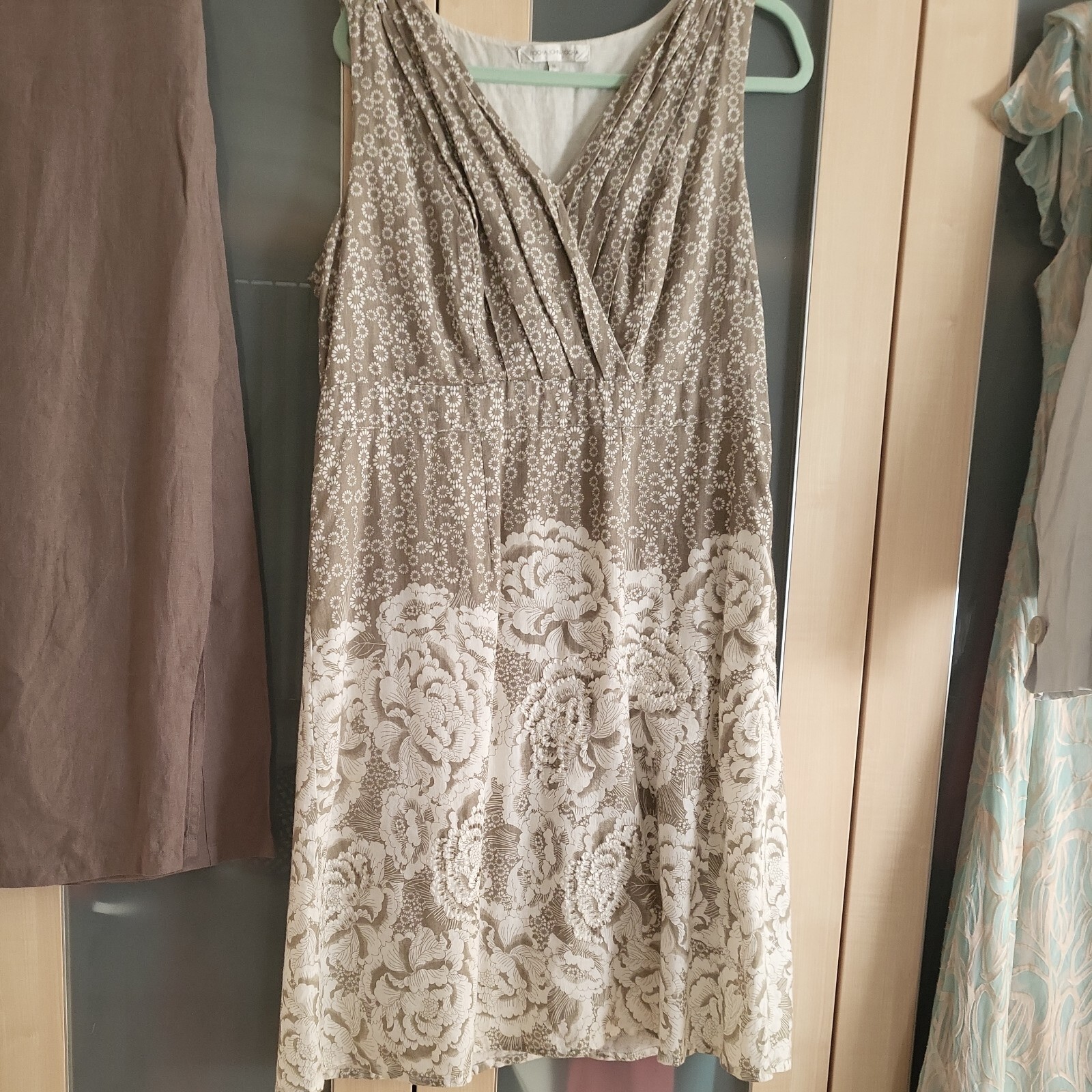 JOHN ROCHA DRESS COTTON SIZE 16 CREAM BEIGE FLORAL LINED BEAD DETAIL SEE PICTURE