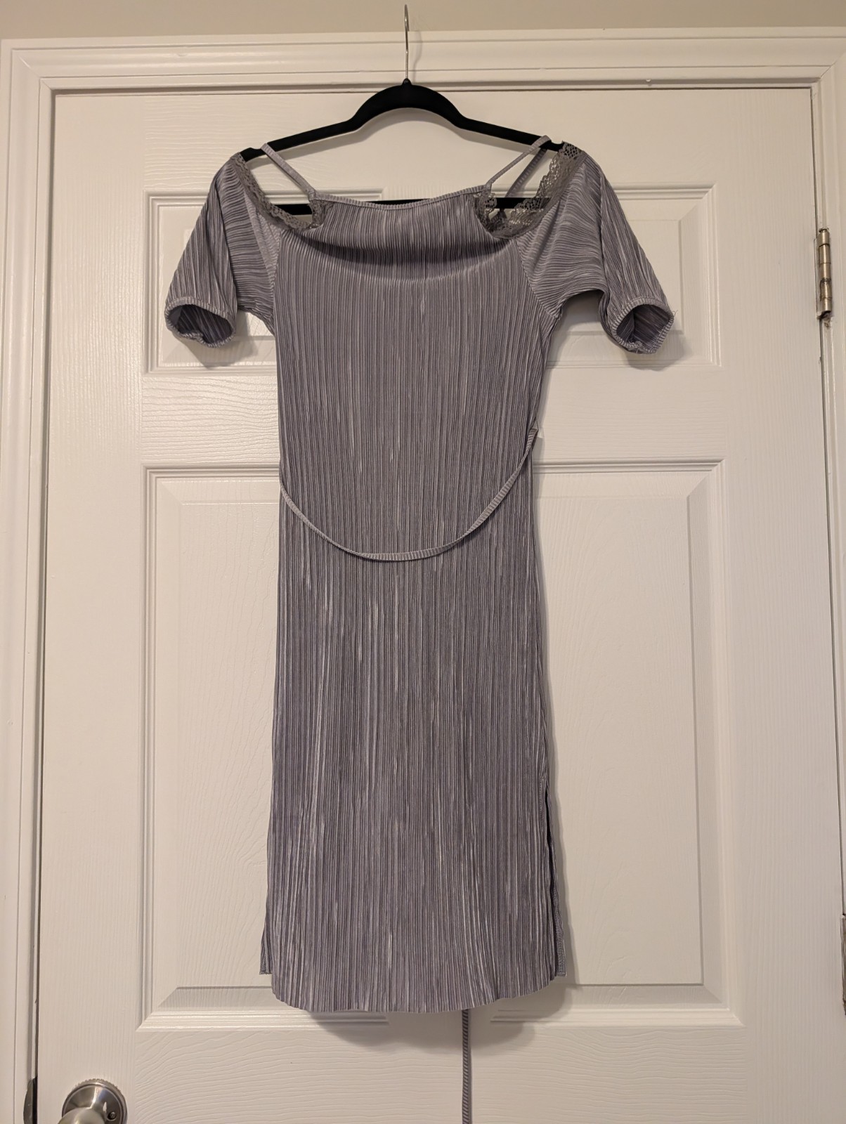 Topshop Silver Shift Dress Scoop Neck Cold Shoulder Pleated Lace Tie Belt 2