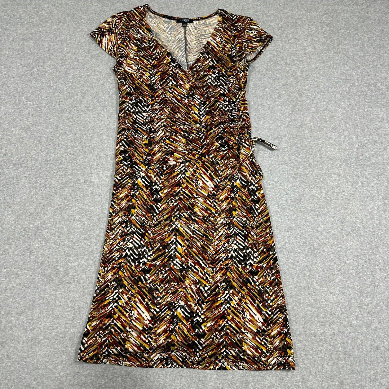 Elementz Women’s Size Petite Medium Multicolor V-Neck Short Sleeve Dress