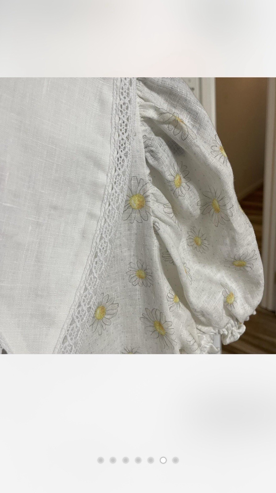 Sleeper Daisy Print White/Cream Button Down Collared Linen Dress size L.