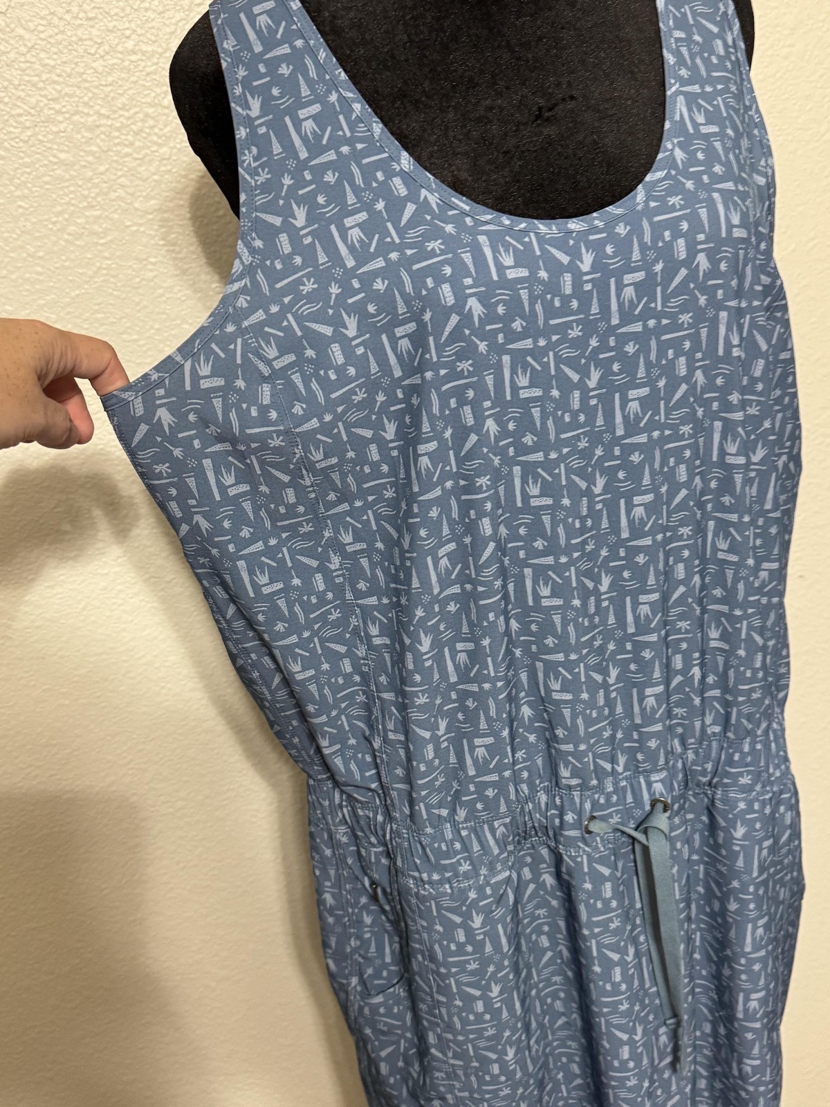 Lot of 2 Patagonia Fleetwith Outdoor Performance Dresses Womens XL Orange Blue
