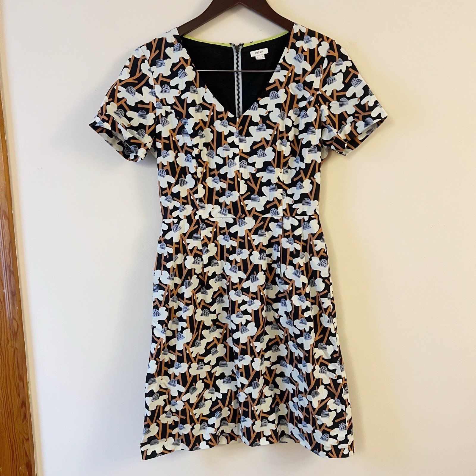 Fossil Blue/Tan Floral Printed Fitted Mini Dress Size 4 A-line Short sleeves