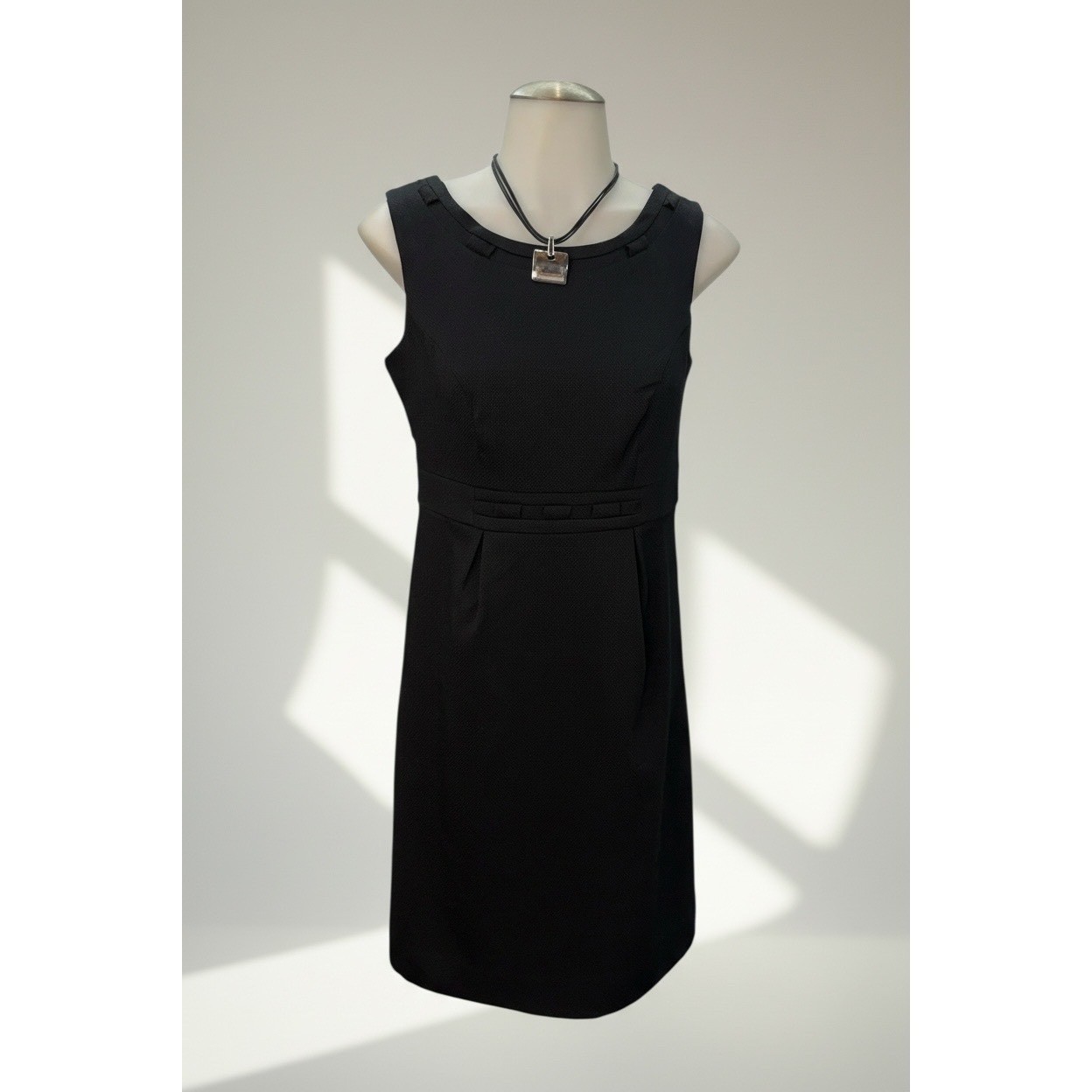 Merona Sheath Dress Women 2 Black Sleeveless Piqué Textured Career Office