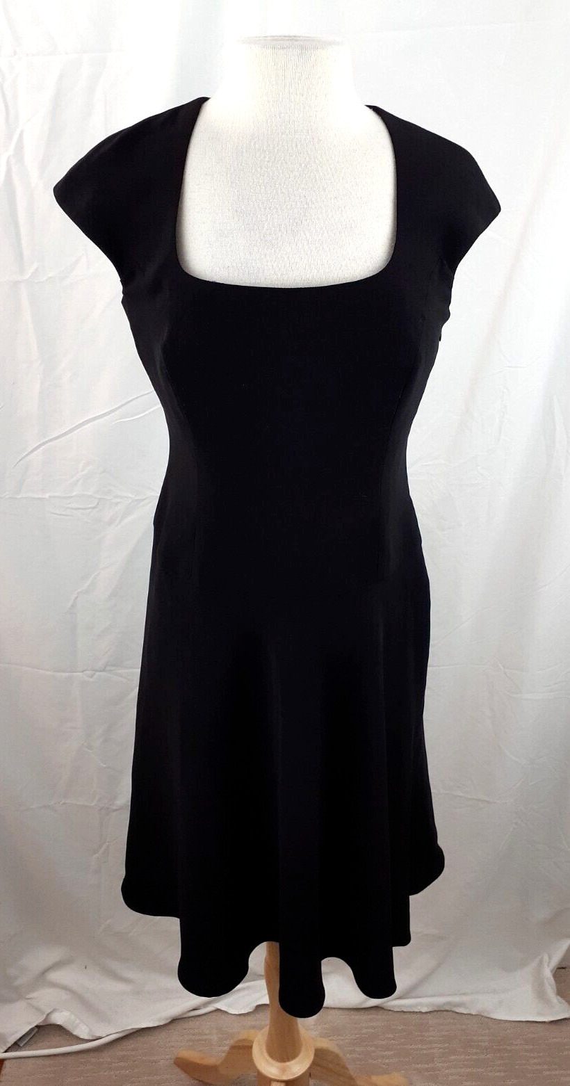 Chaps Womens Cap Sleeve Sz 8 Black A-line Sheath Career Dress Classic Preppy