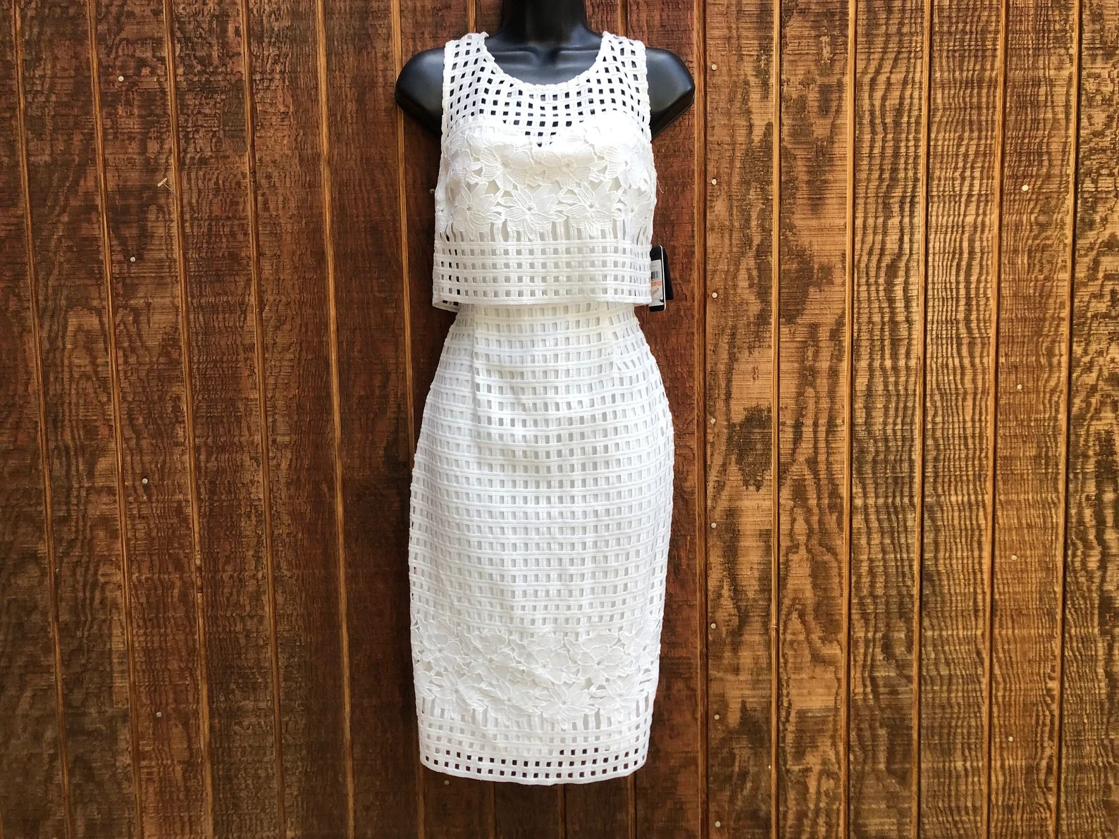 Guess NWT Mini Dress Floral Crochet size 2