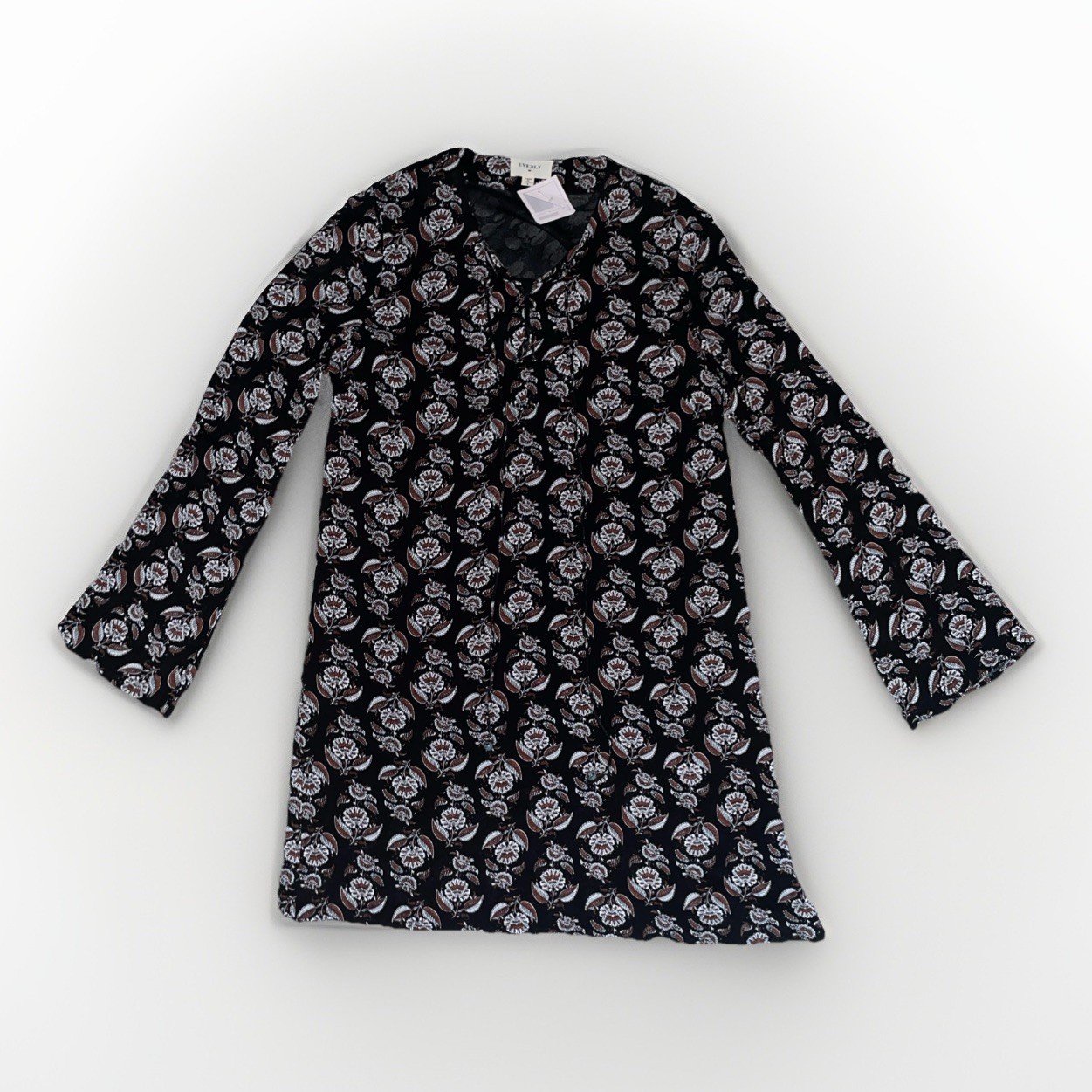New EVERLY Tunic Shift Dress sz S Long Sleeve Floral Tassels Lace Up Neck Black