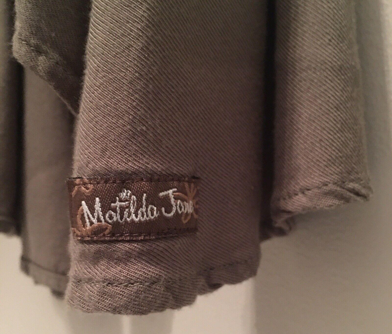 Matilda Jane Dress Button Women Medium Green Tree Canopy Roll Tab Slv Hi Lo Hem
