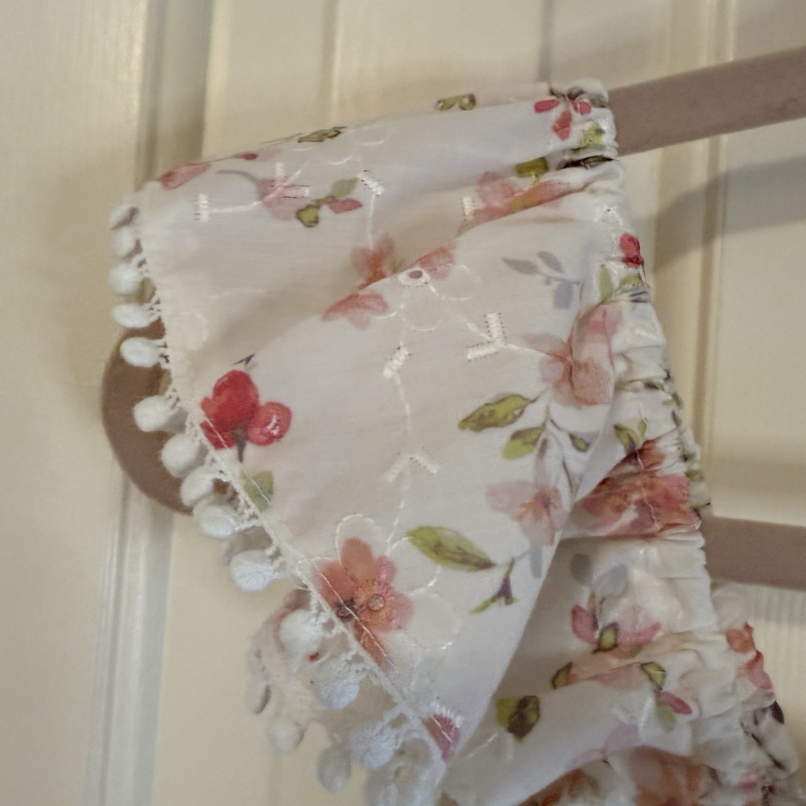 Altar’d State Girl Lainey Double Layered Pink White Floral Romper Size XXS