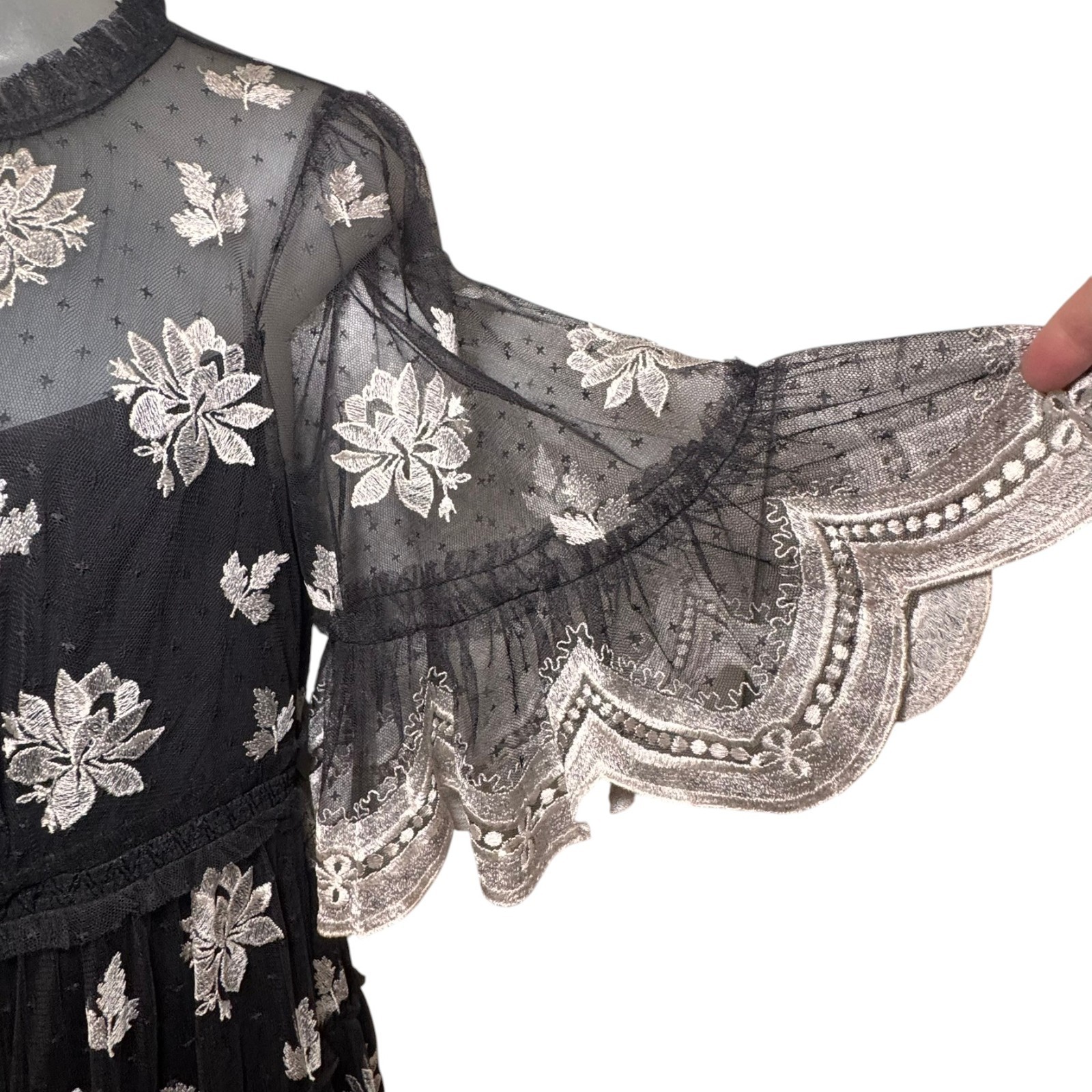 Needle & Thread Amber Petal Embroidered Tiered Lace Dress/Gown Black US 6