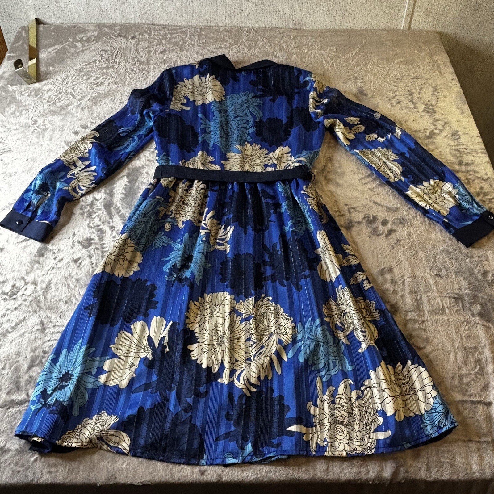 Lace & Mesh Dress Womens Medium Blue Floral Pleated Belted Button Front Career