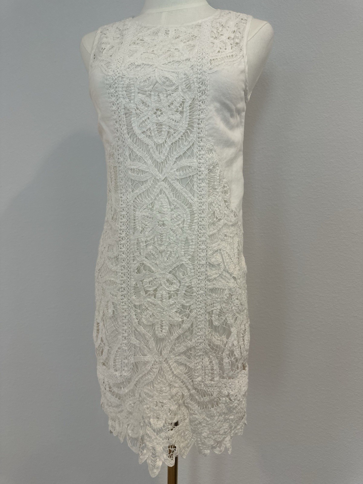 Anthropologie Moulinette Soeurs White Solid Lace Linen Cotton Sheath Round Neck