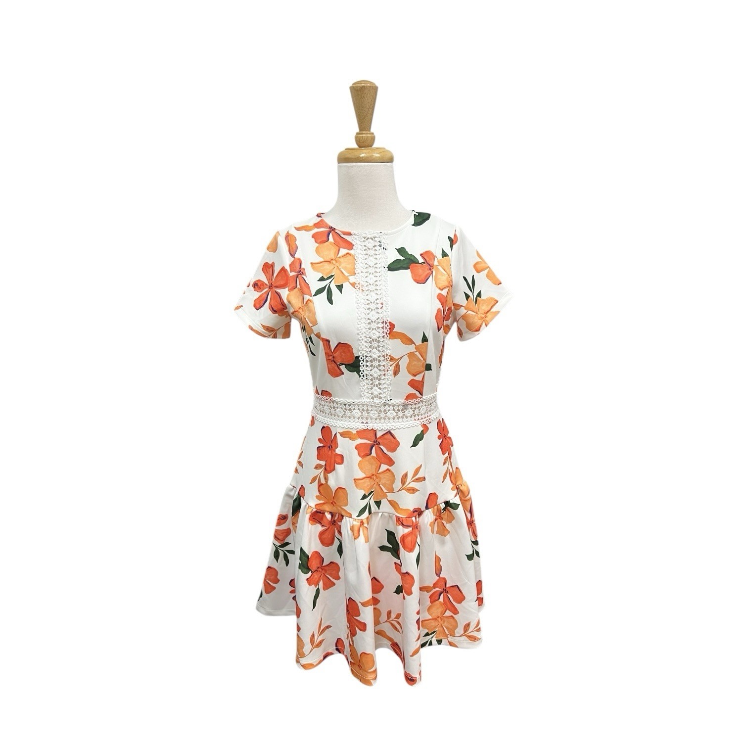 NWT Alexia Admor Alexa Dress Size 2 Floral White