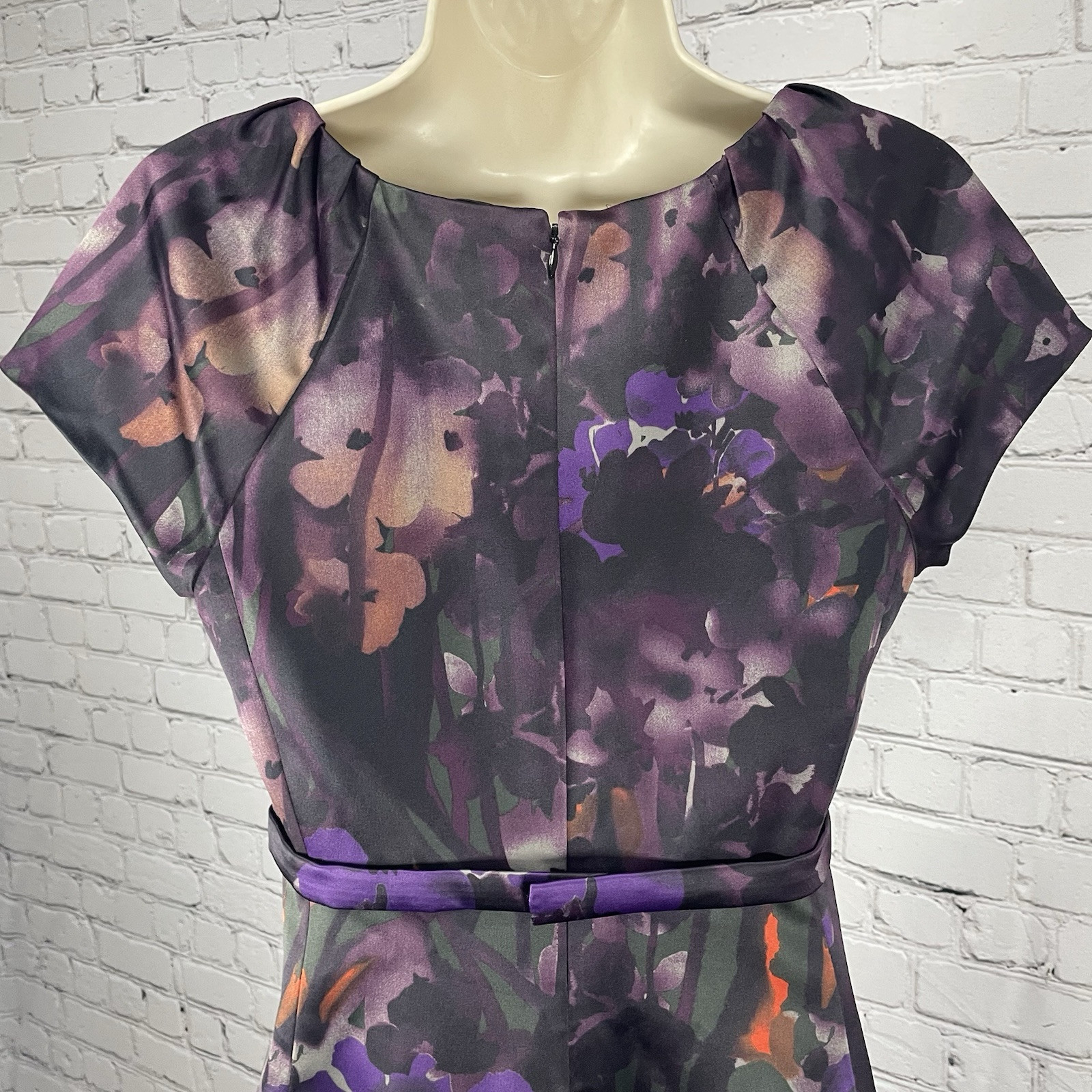 NWT Tahari Purple Floral Aladdin Ember Dress Ruched Zipped Belted Size US 4