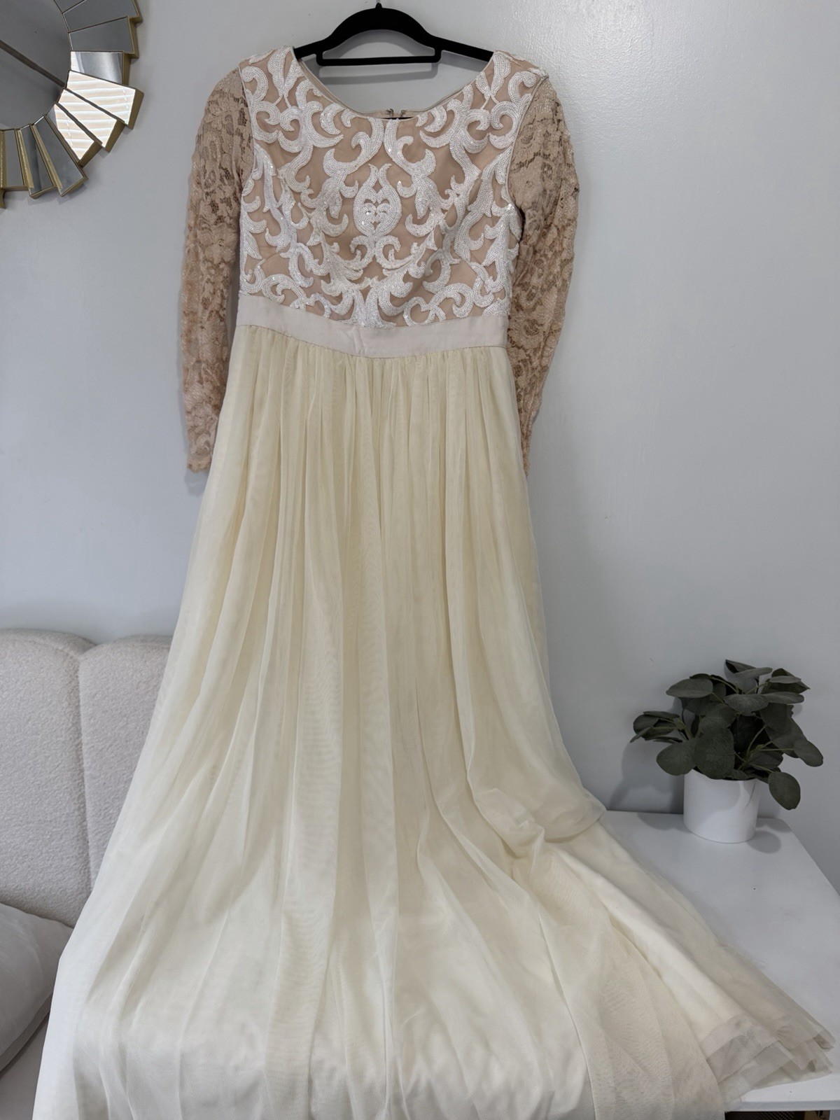 Women’s Ivory Lace Maxi Dress Long Sleeve Formal Wedding Bridal Shower Gown