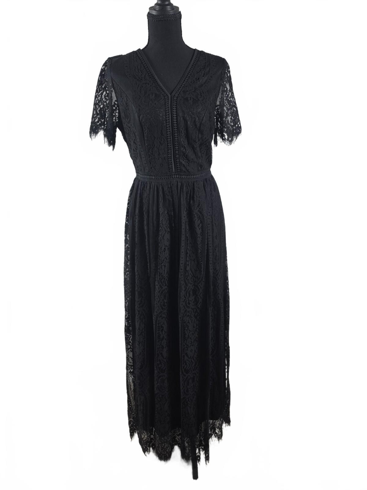 Elegant Black Lace Midi Dress with V-Neck and Short Sleeves