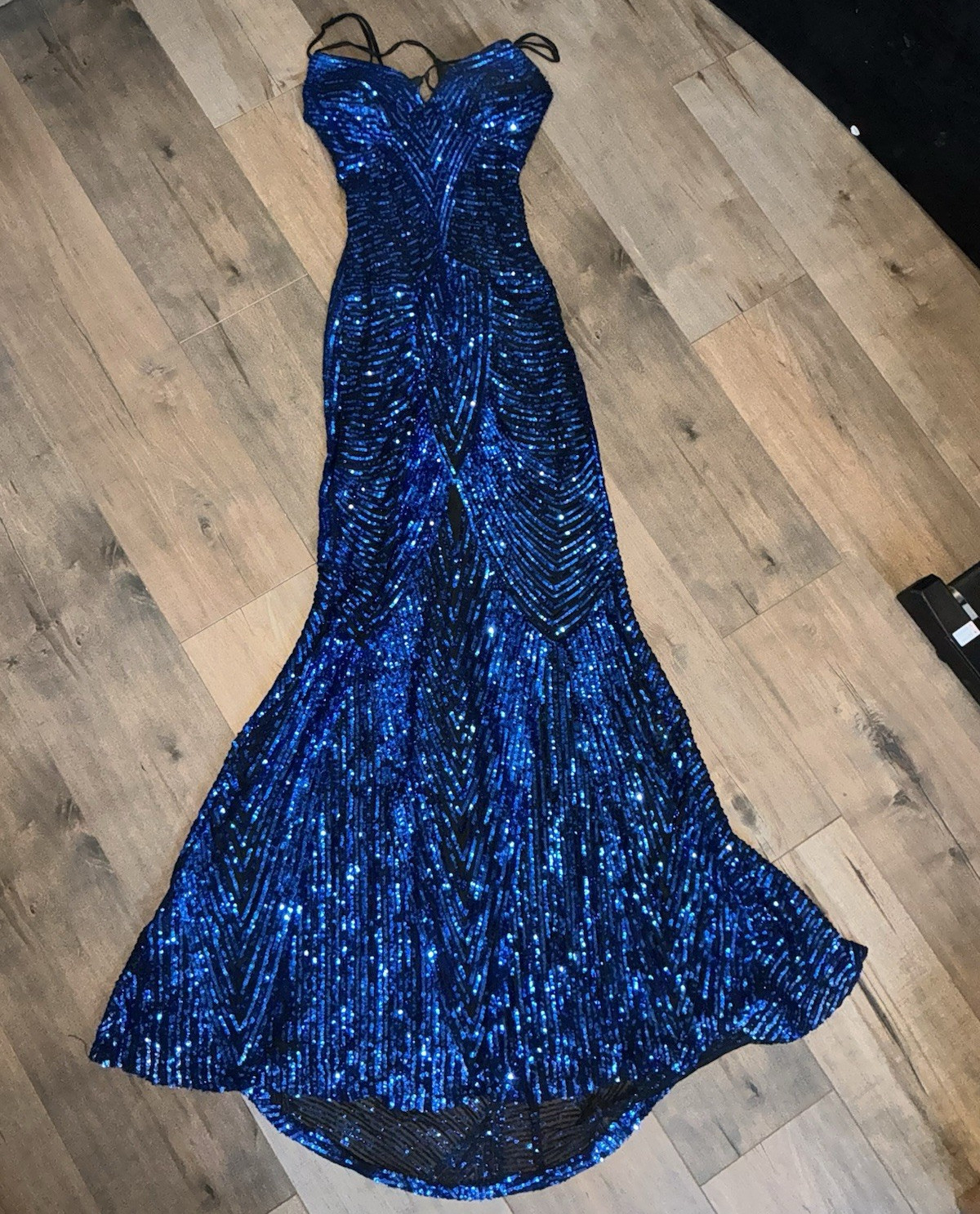 Windsor Lyanna Iridescent Blue Sequin Mermaid Formal Prom Dress
