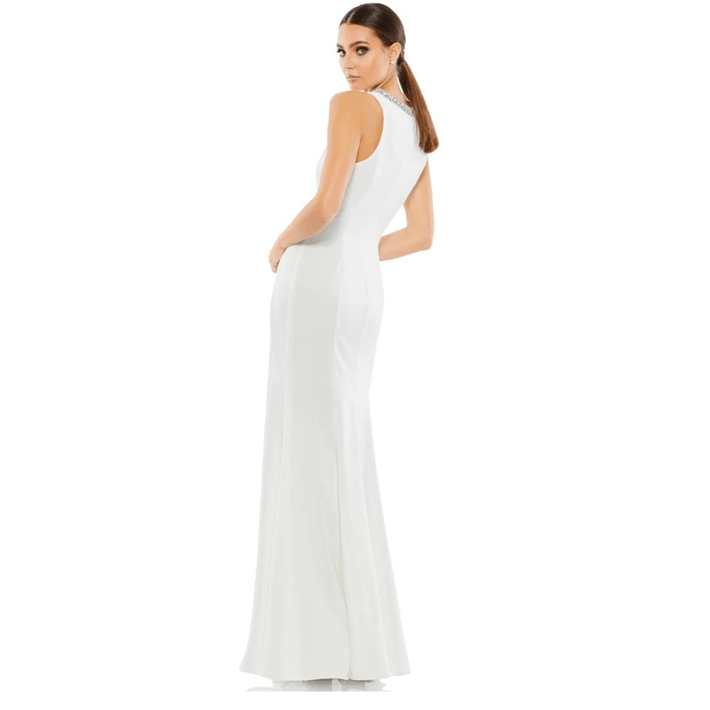 Mac Duggal leena NEW White Embellished Neck Sleeveless Crepe Dress Gown