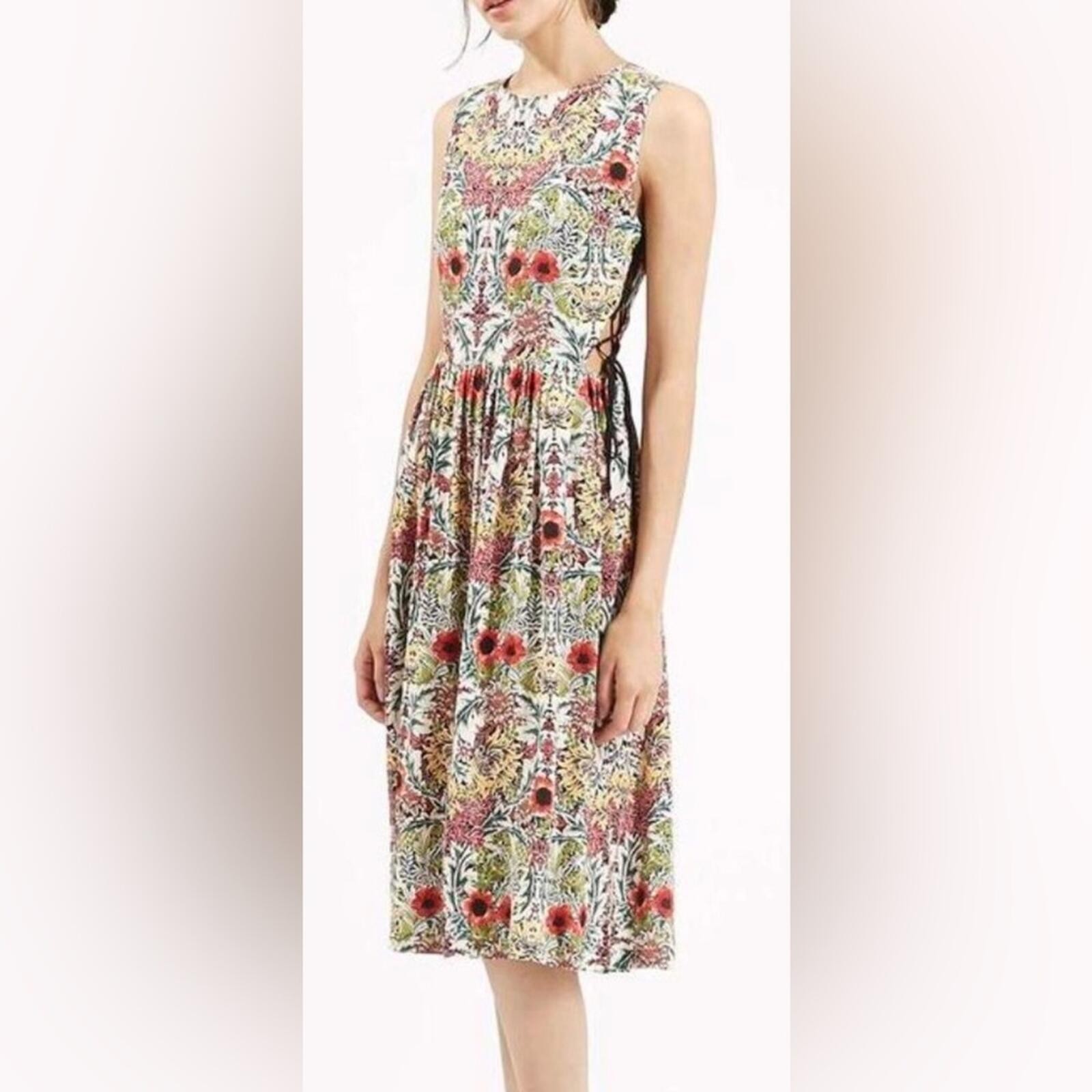 TOPSHOP Garden Floral Print Boho Peekaboo Sides Black Lace-Up Sleeveless Dress