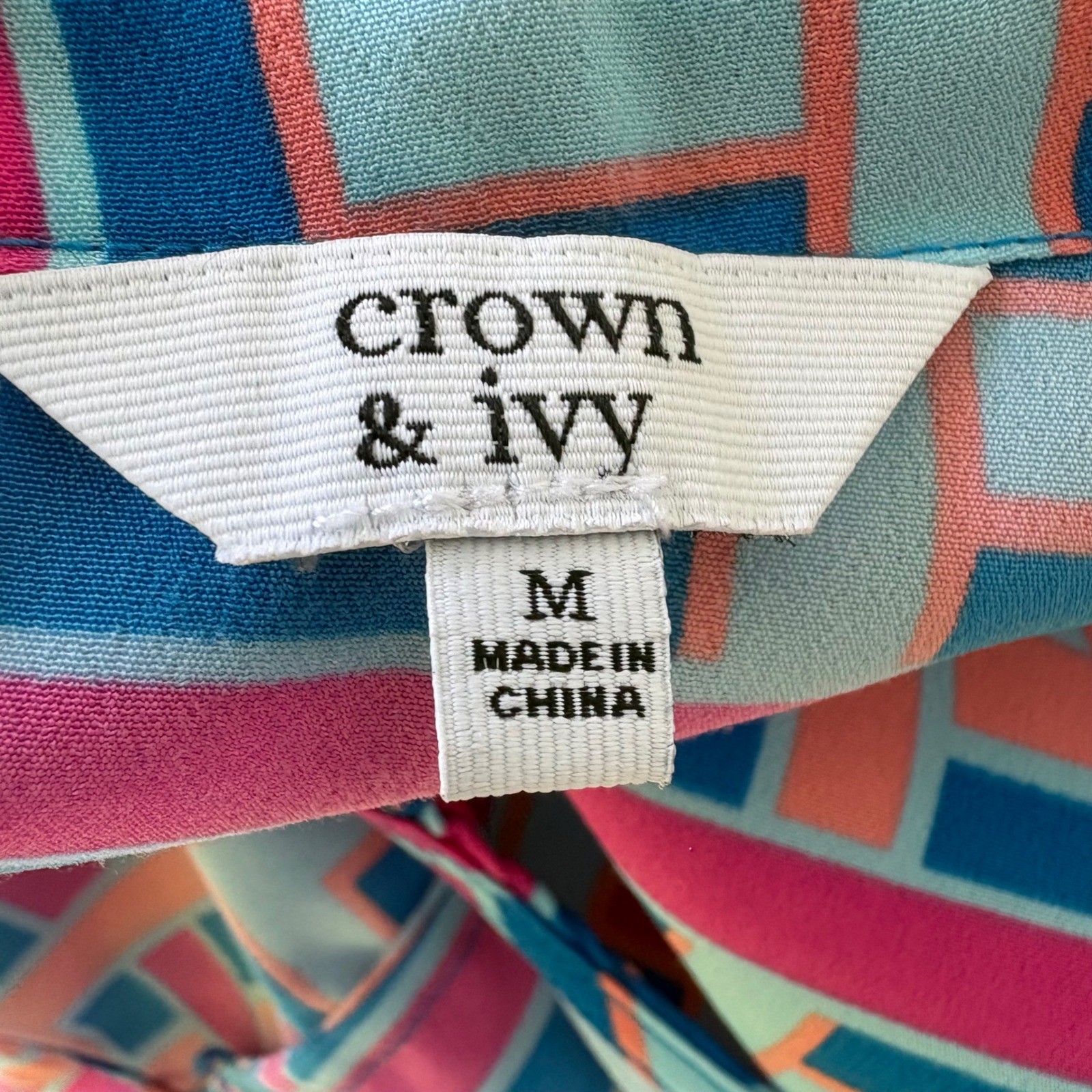 Crown & Ivy Halter Shift Dress M Pink Geometric Greek Key Vacation Mod Retro