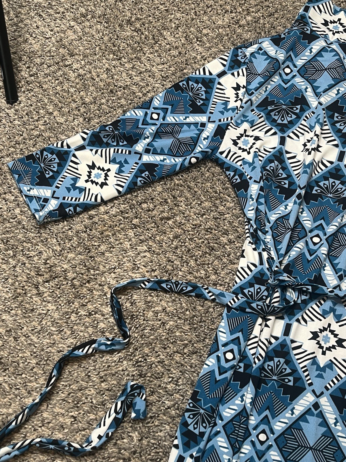 Jonathan Martin blue and white diamond pattern dress with tie waist, size large