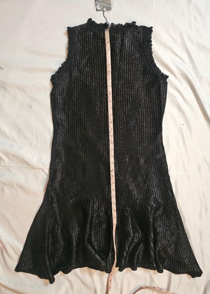 Alexander McQueen NWT Black Shiny Floated Knit Ruffle Dress XL – $2300 S/S 2019