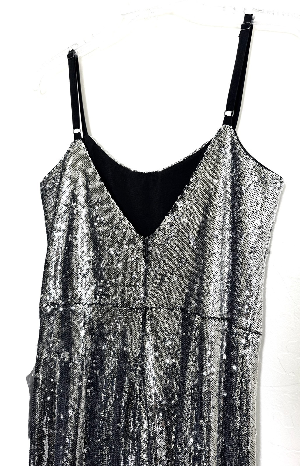 DRESS the POPULATION Ingrid Silver Sequin Embellished Mermaid Maxi Gown M = 6/8