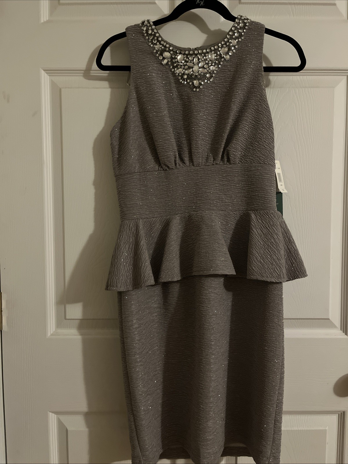 NWT Jackie Jon New York Women’s Silver Grey Glitter Peplum Party Dress Size 6