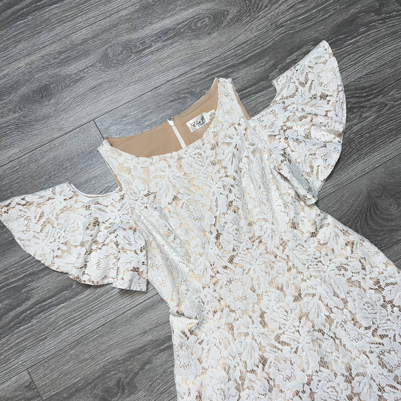 Eliza J Cream Cold Shoulder Flutter Sleeve Fit Flare Lace Nude Beige Dress 8 M