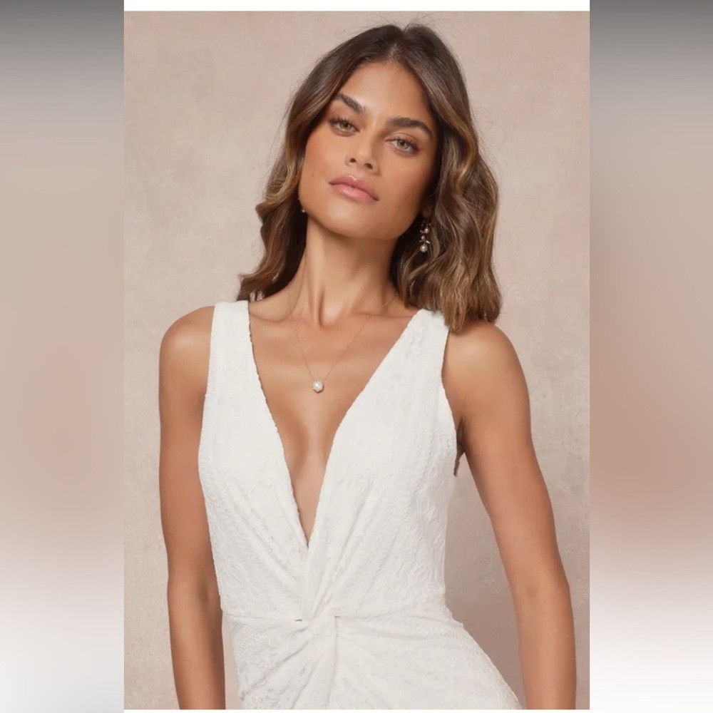 Adoring Attachment White Lace Twist-Front Sleeveless Dress