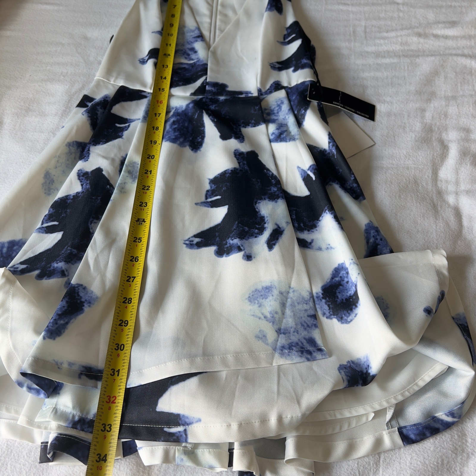 Lulus NWT Seeing Chic Blue White Floral Skater Dress V Neck Cutout Back Size S