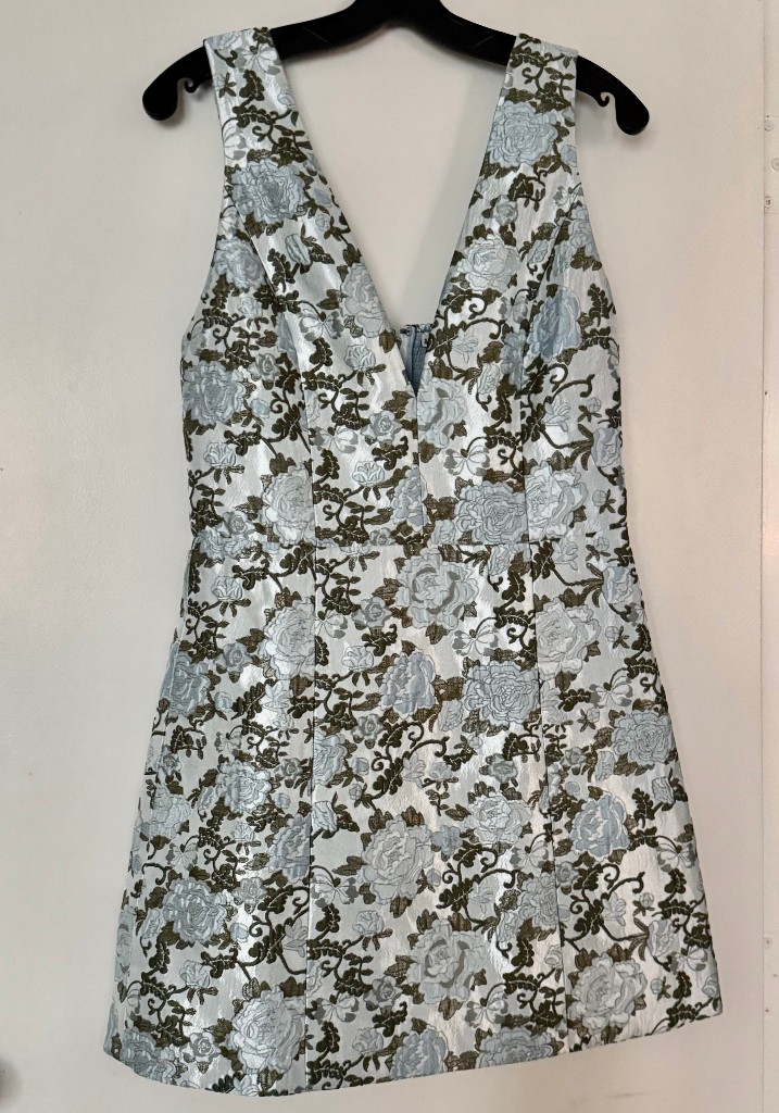NWT – Alice + Olivia Pearl Blue Metallic Floral Brocade Mini Dress Size 10 NWT