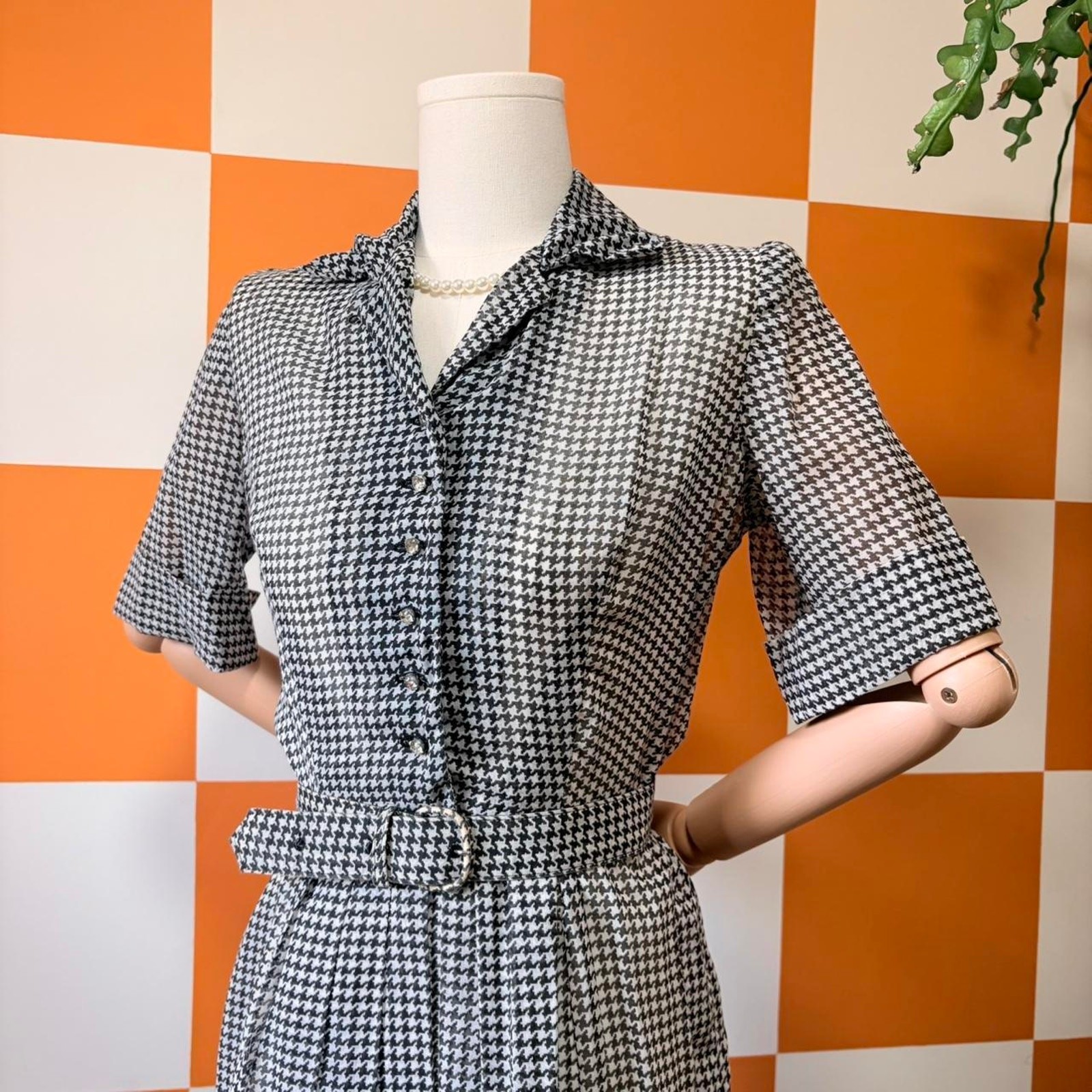50s Vintage Black and White Houndstooth Pleated Midi Shirt Dress