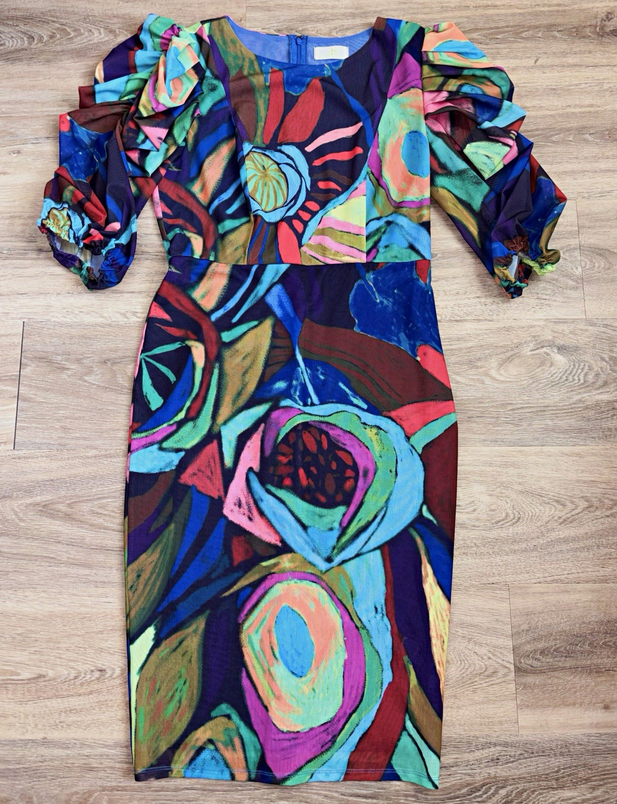 Vibrant Multicolor Floral Sheath Dress. Size: Large
