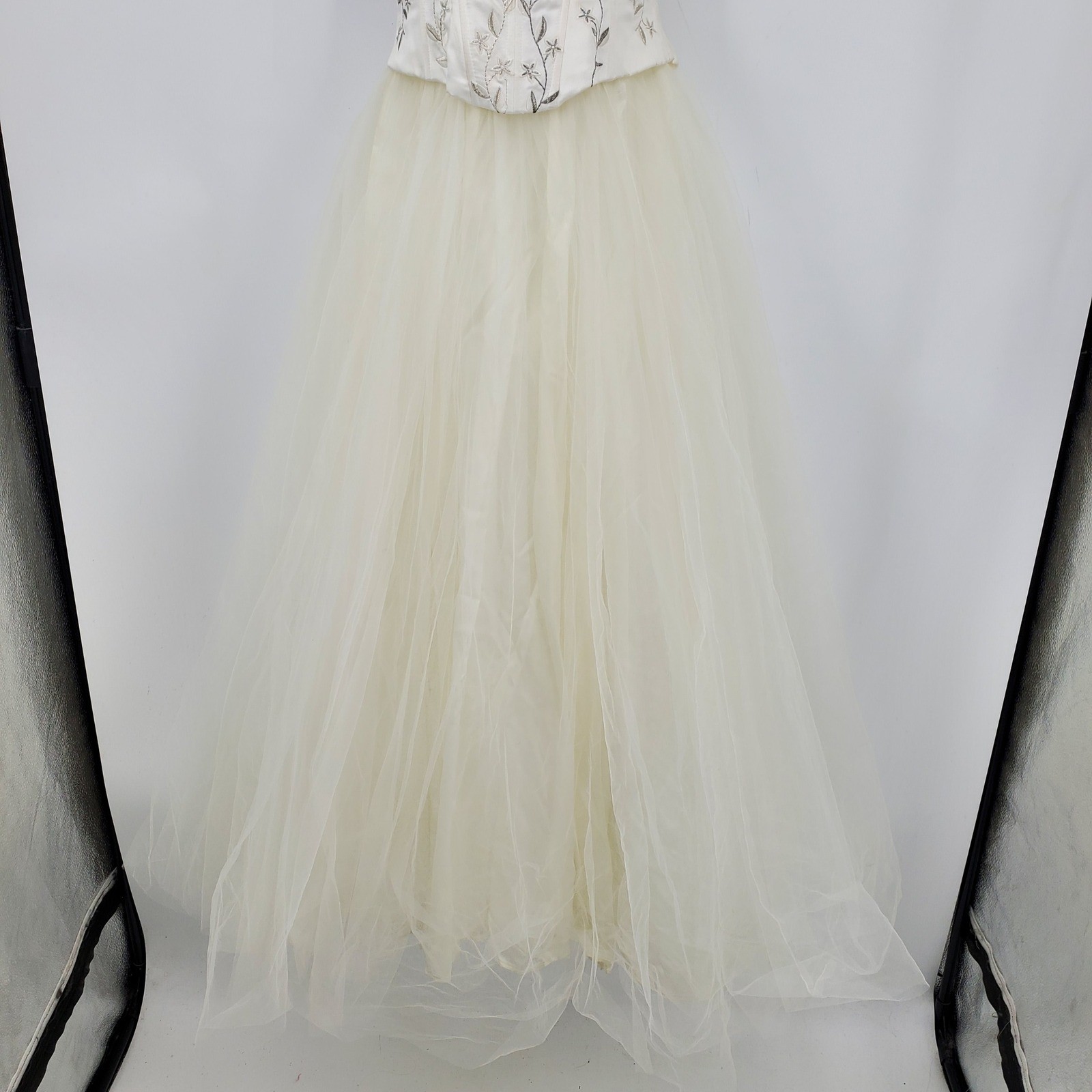 Vintage Cache Ivory Embroidered Halter Tulle Ball Gown Formal Dress 6 Wedding