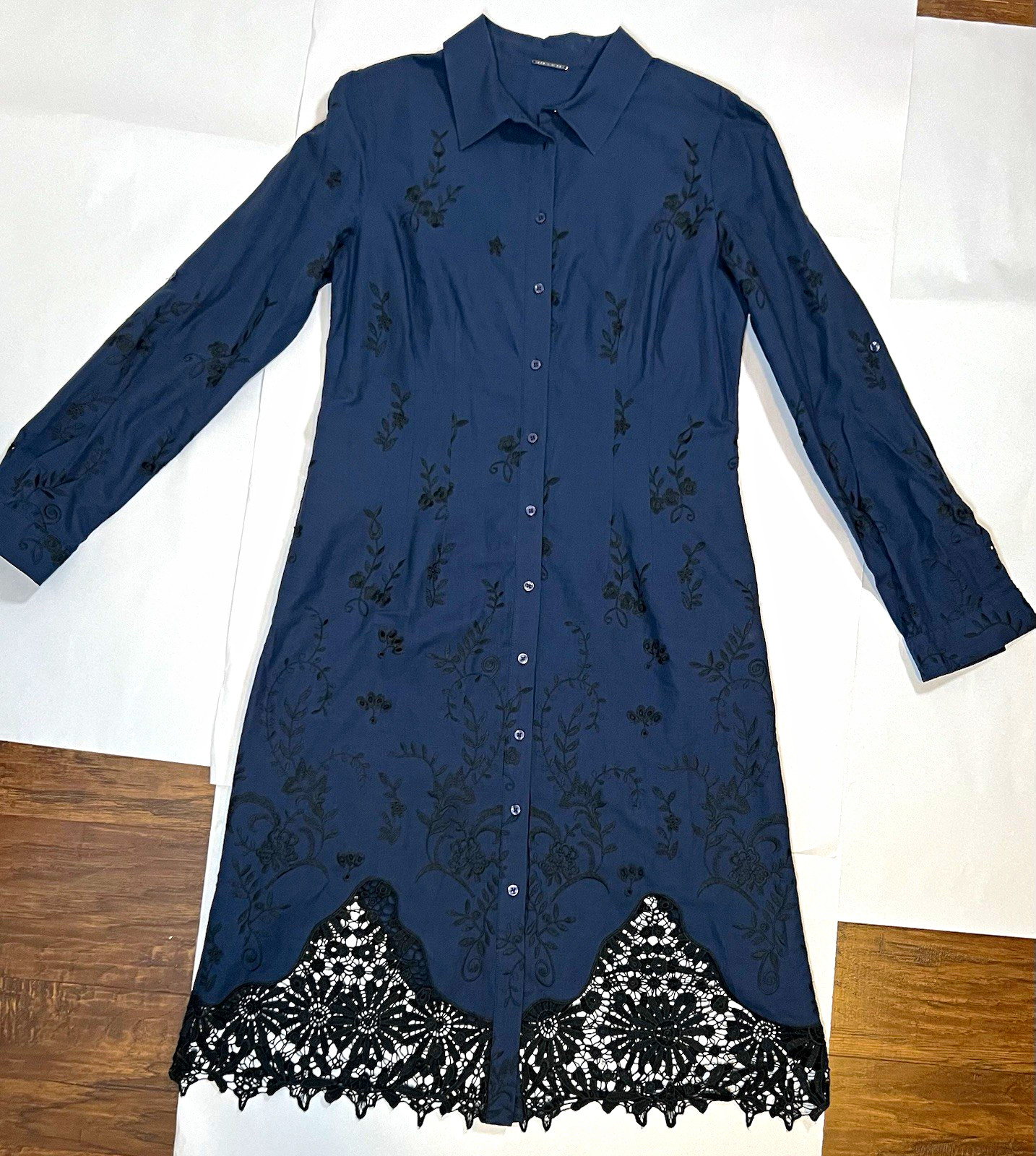 Elie Tahari Navy Embroidered Shirt Dress Cotton Crochet Lace Hem Size S