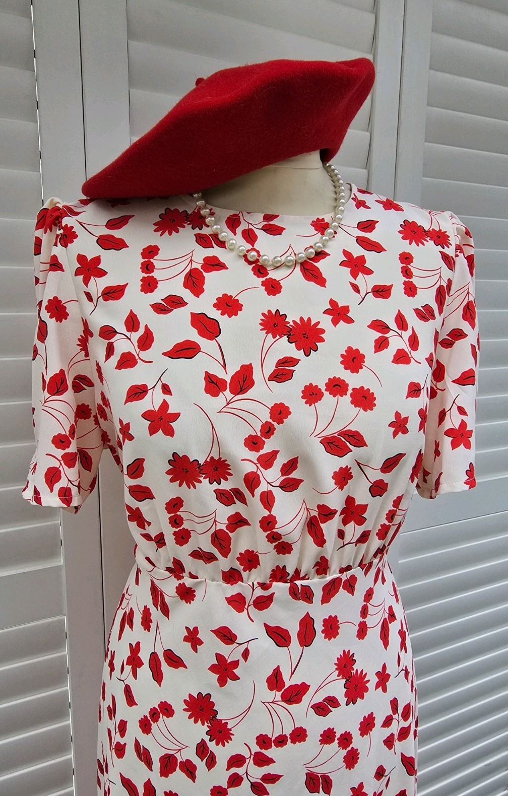 Vintage 1930s 1940s WW2 Style Ivory red floral midi tea dress Size 14