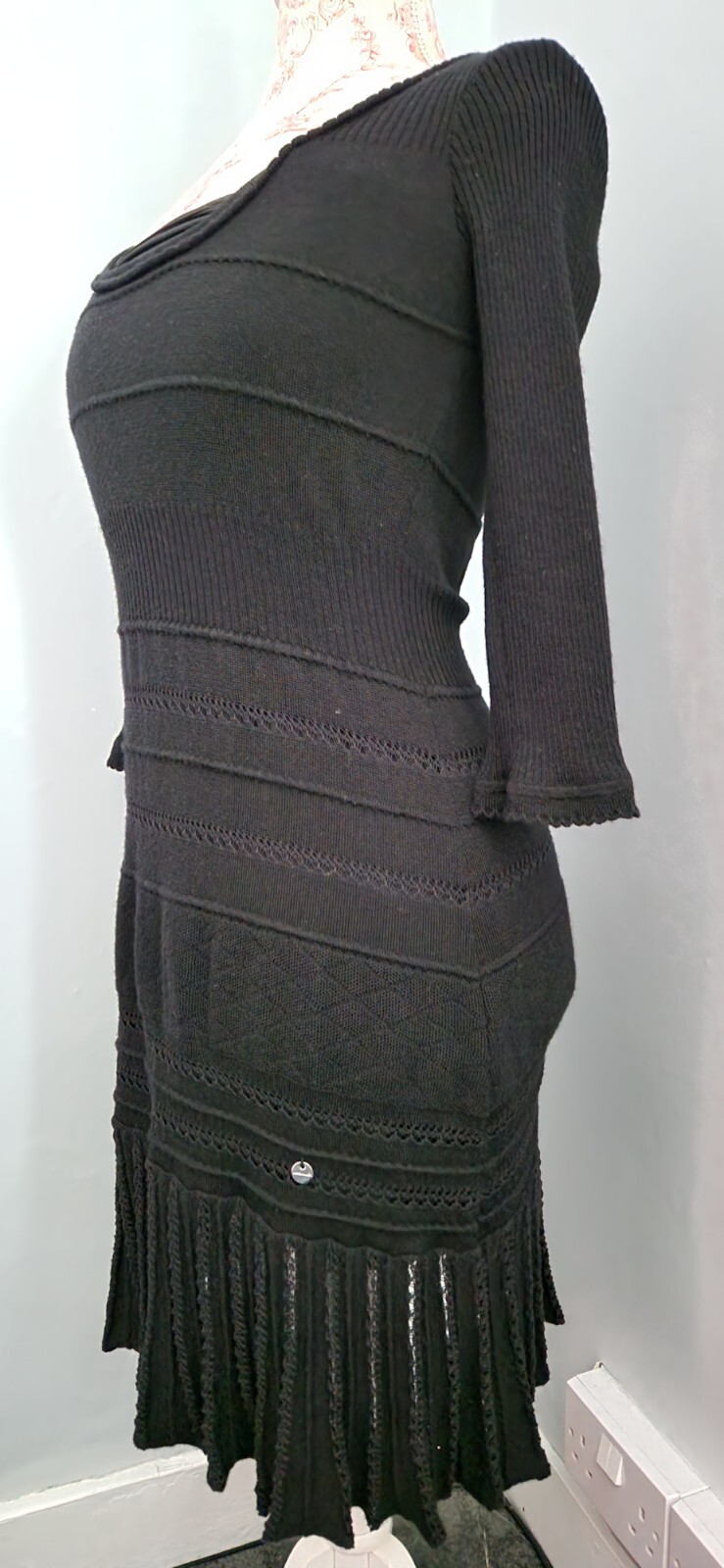 Karen Millen Dress Size 3 Black Wool Blend Crochet Knitted Stretch Lined Spring