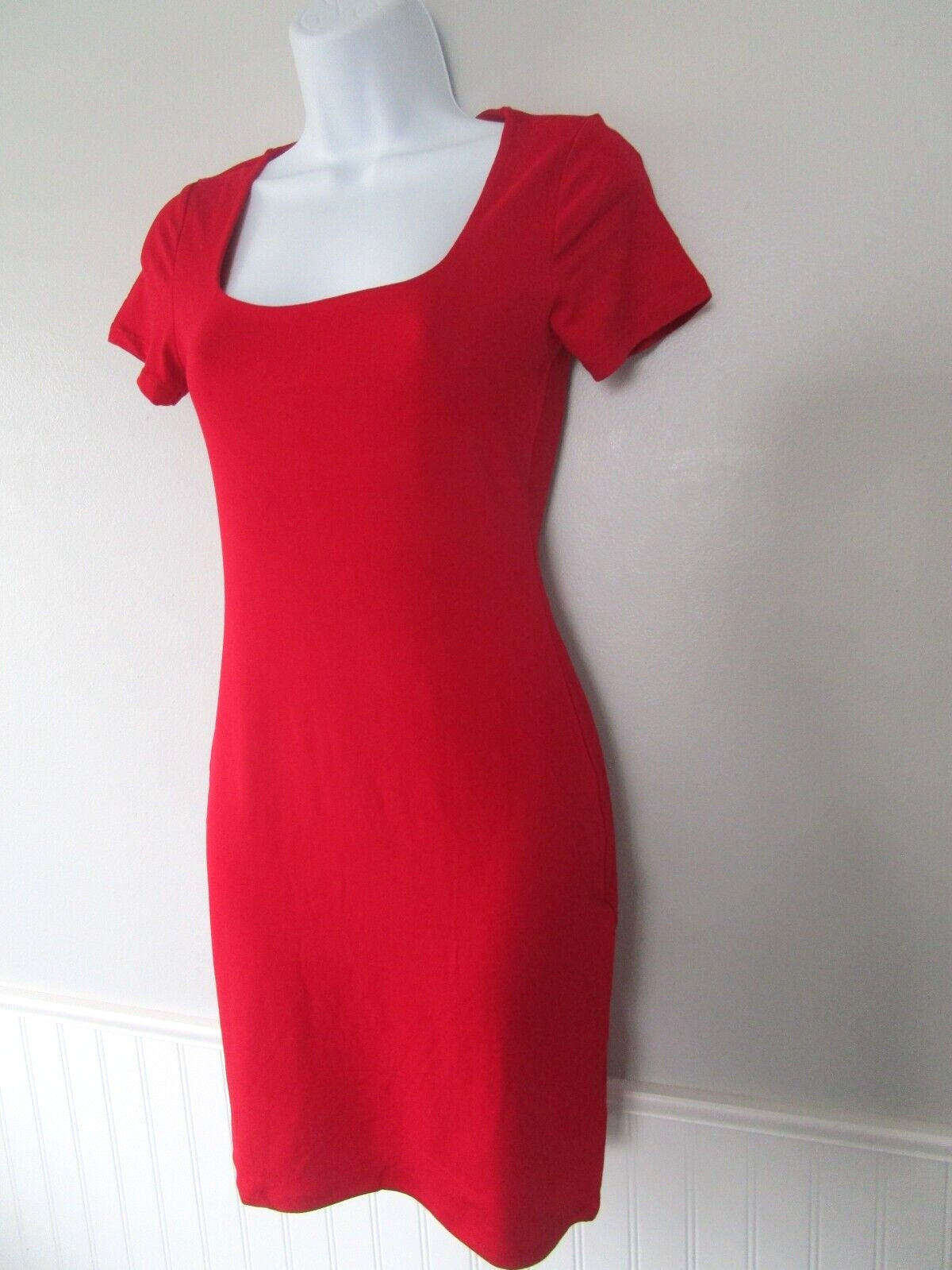 Ambiance Apparel Short Sleeve Square Neck Sort Red T-Shirt Dress Size L NEW
