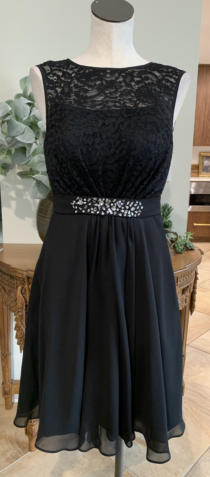 jjs house women small black lace sleeveless fit flare sheath dress HH