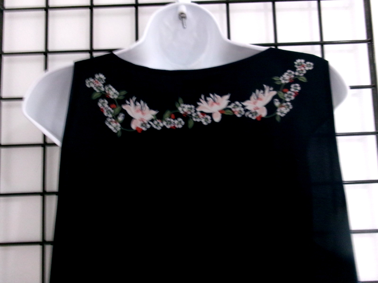 “NEW” MAX EDITION / ORG $128 🌸 LARGE==NAVY FLORAL / LONGER AT SIDES DRESS