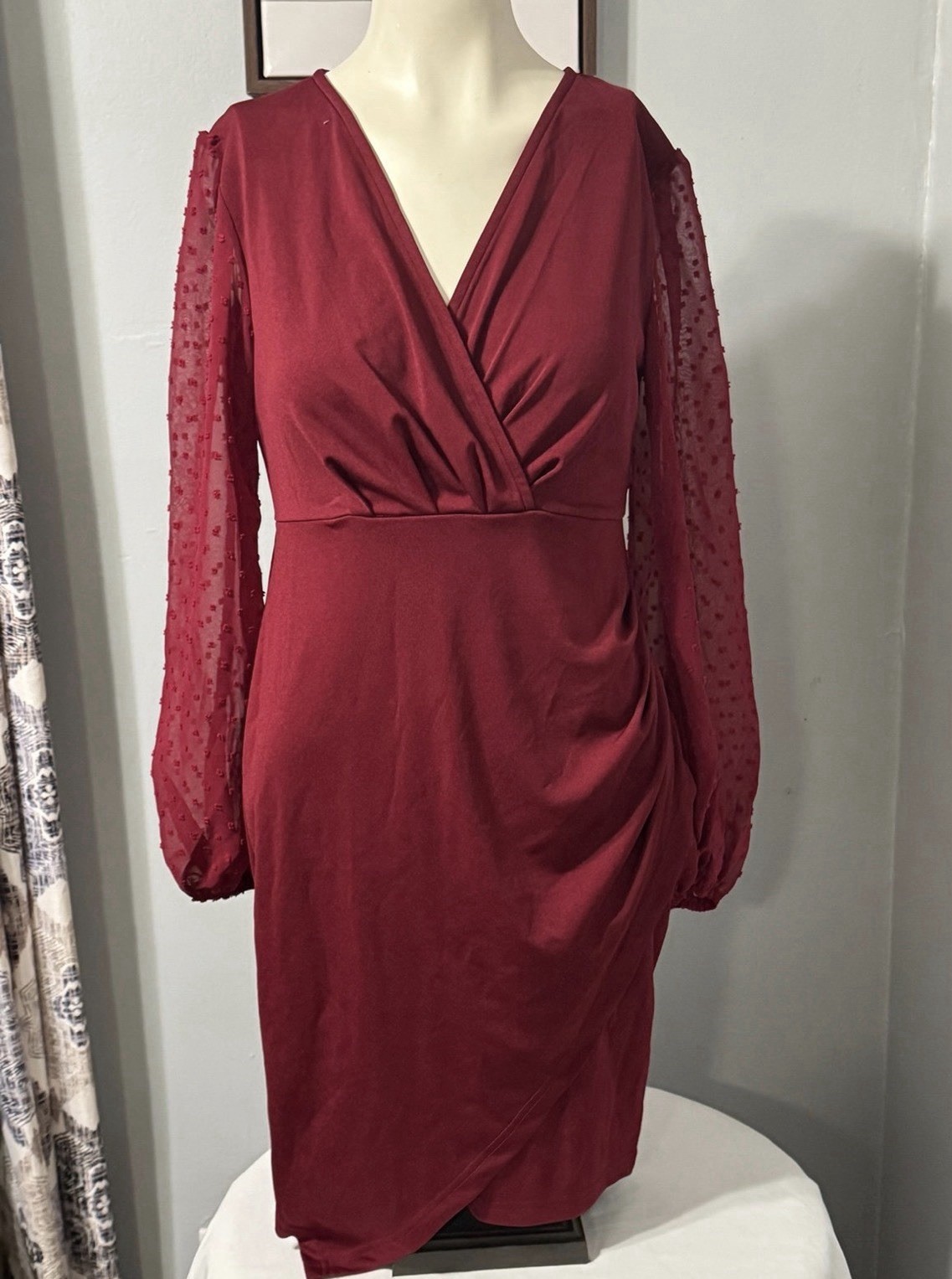 red dress new with tag zipper back size small Beautiful