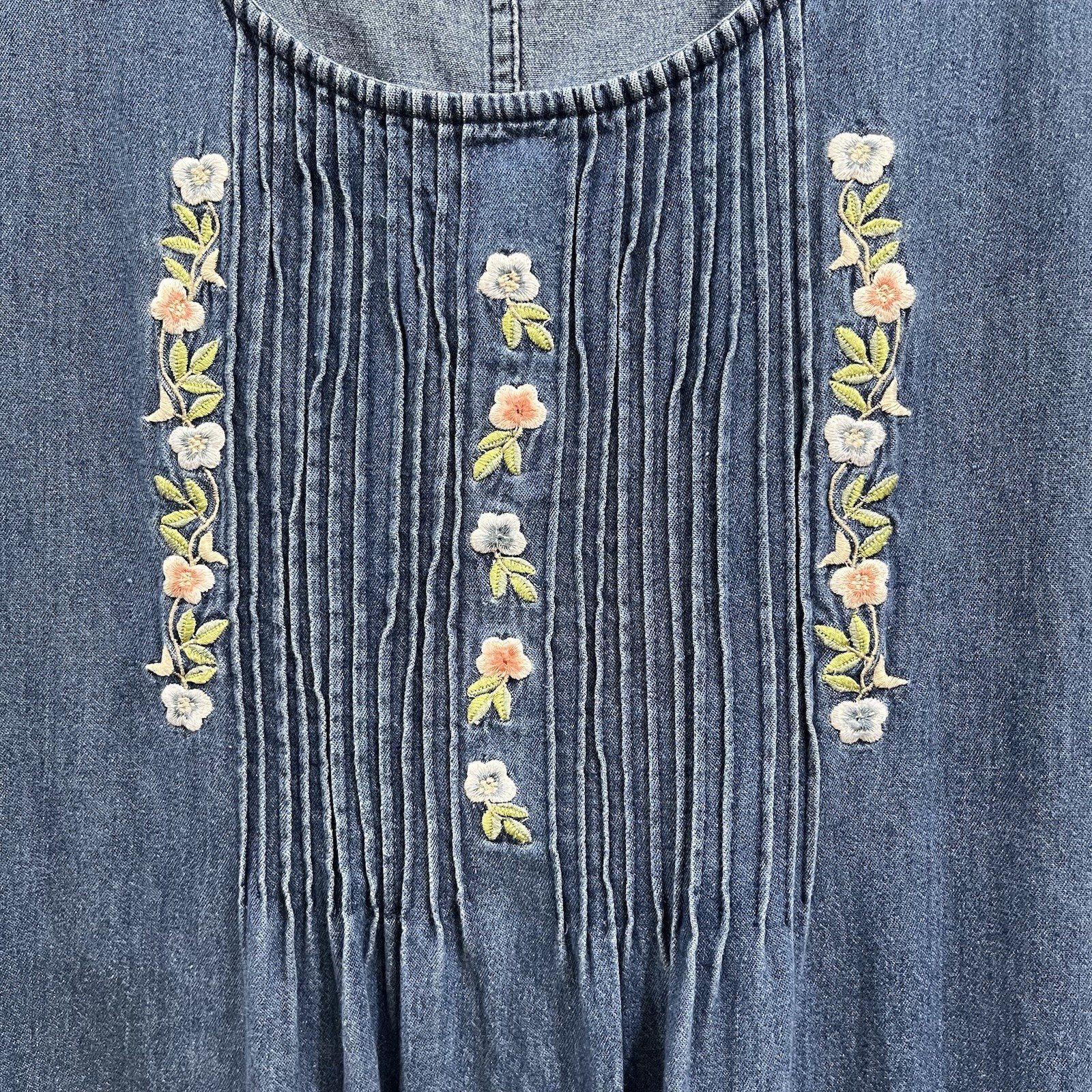 Embroidered Floral Denim Jean Jumper 2X Erik & Co Vtg 90s Modest Cottagecore