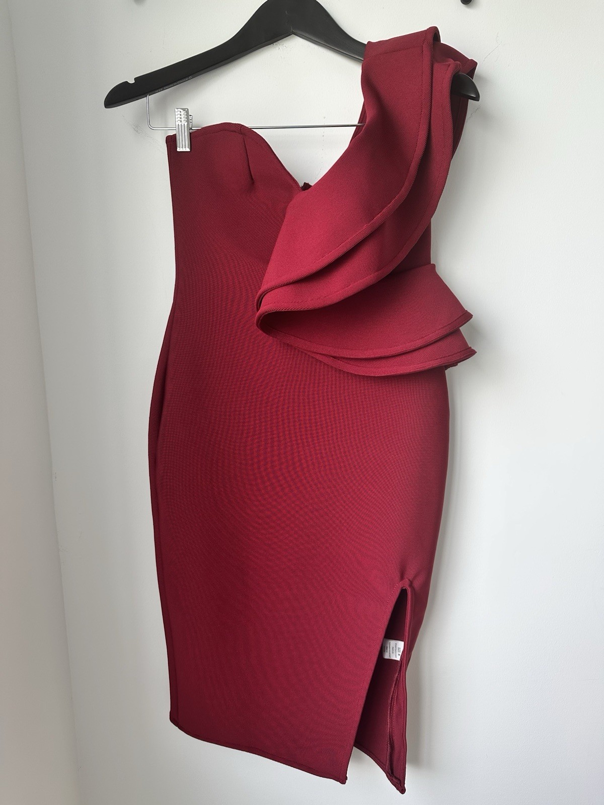 One-Shoulder Red Ruffle Bodycon Dress Size M
