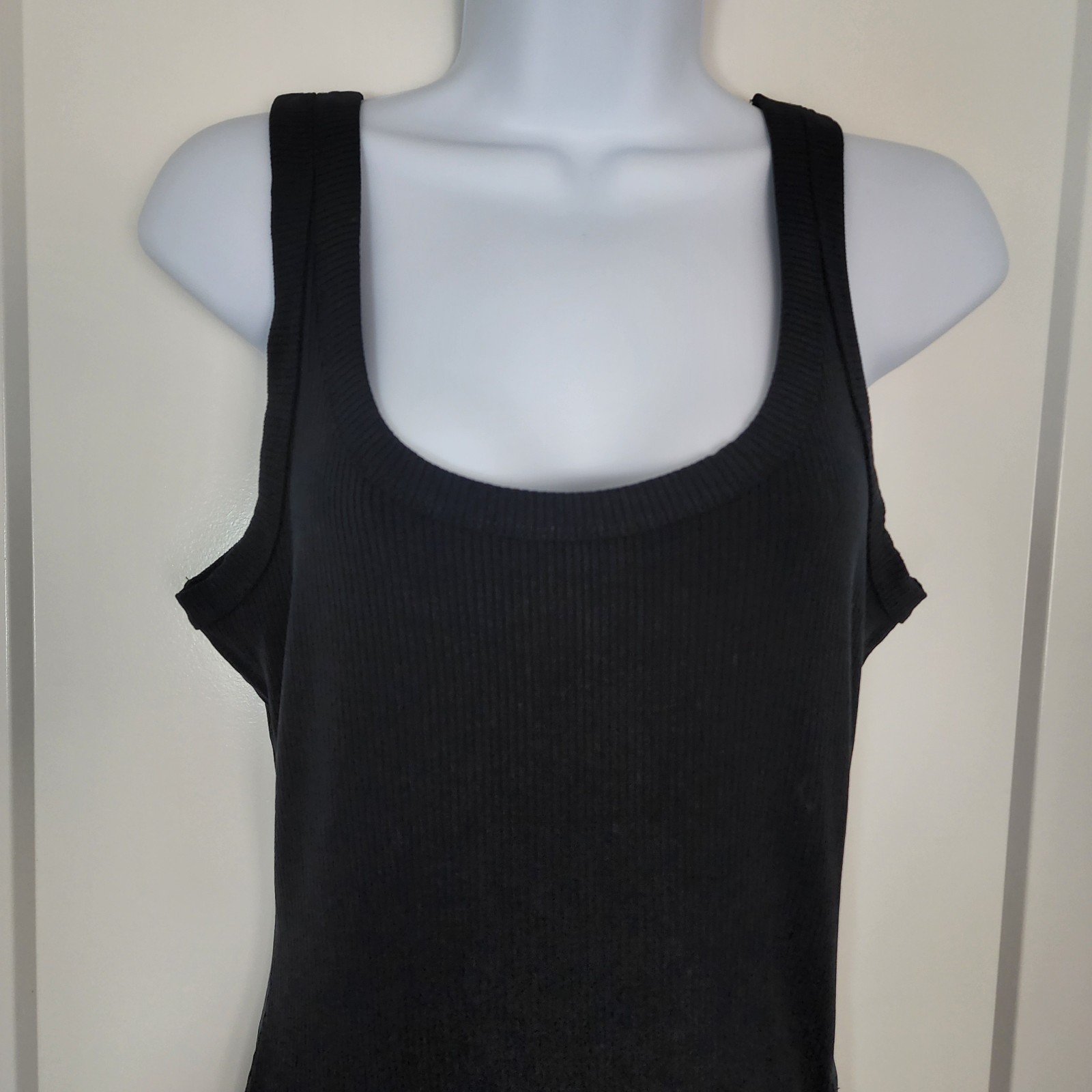 L*SPACE Sandpiper Dress M Black Ribbed Ruched Midi Quiet Luxury NWT Beach Resort