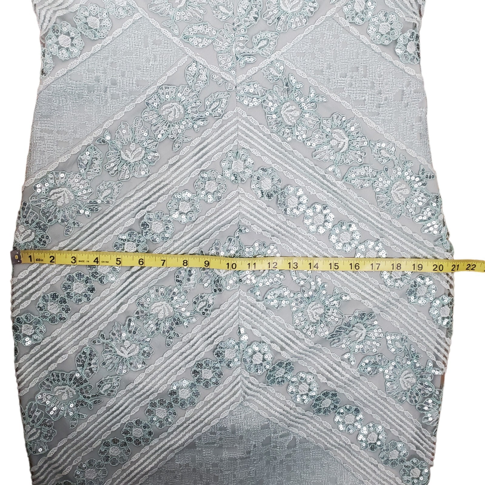 NEW Tadashi Shoji V Neck Sequined Sheath Cocktail Dress Sz 14 Frosted Jade Maia