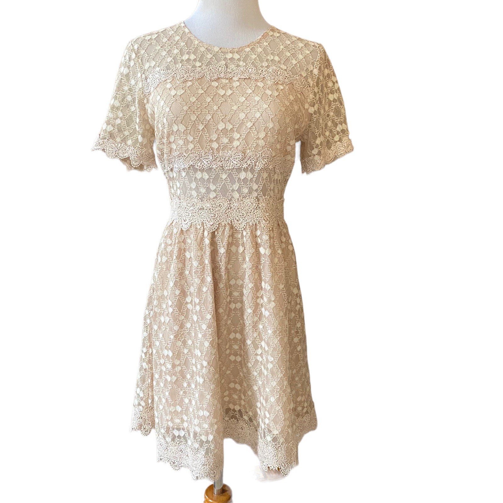 J.O.A. Just One Answer Womens Lace Dress Size M Beige EUC U208