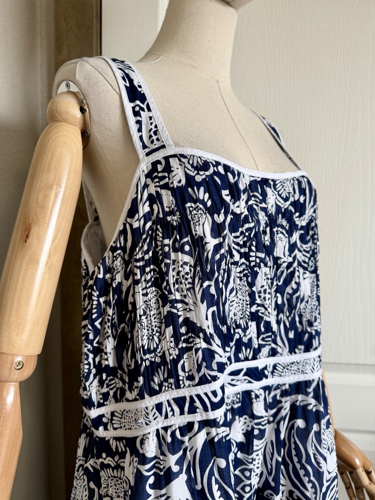 Talbots Size 16 Tiered Fit & Flare Dress Distressed Jacobean Navy White